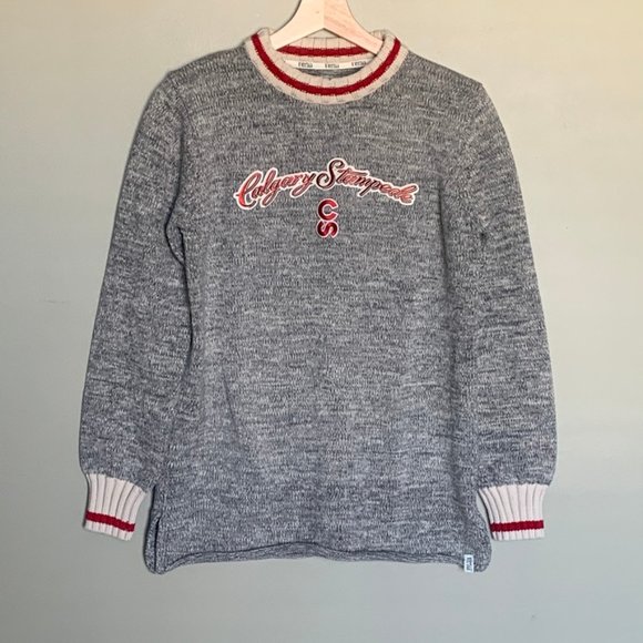 Tops - Calgary Stampede grey knit embroidered sweatshirt